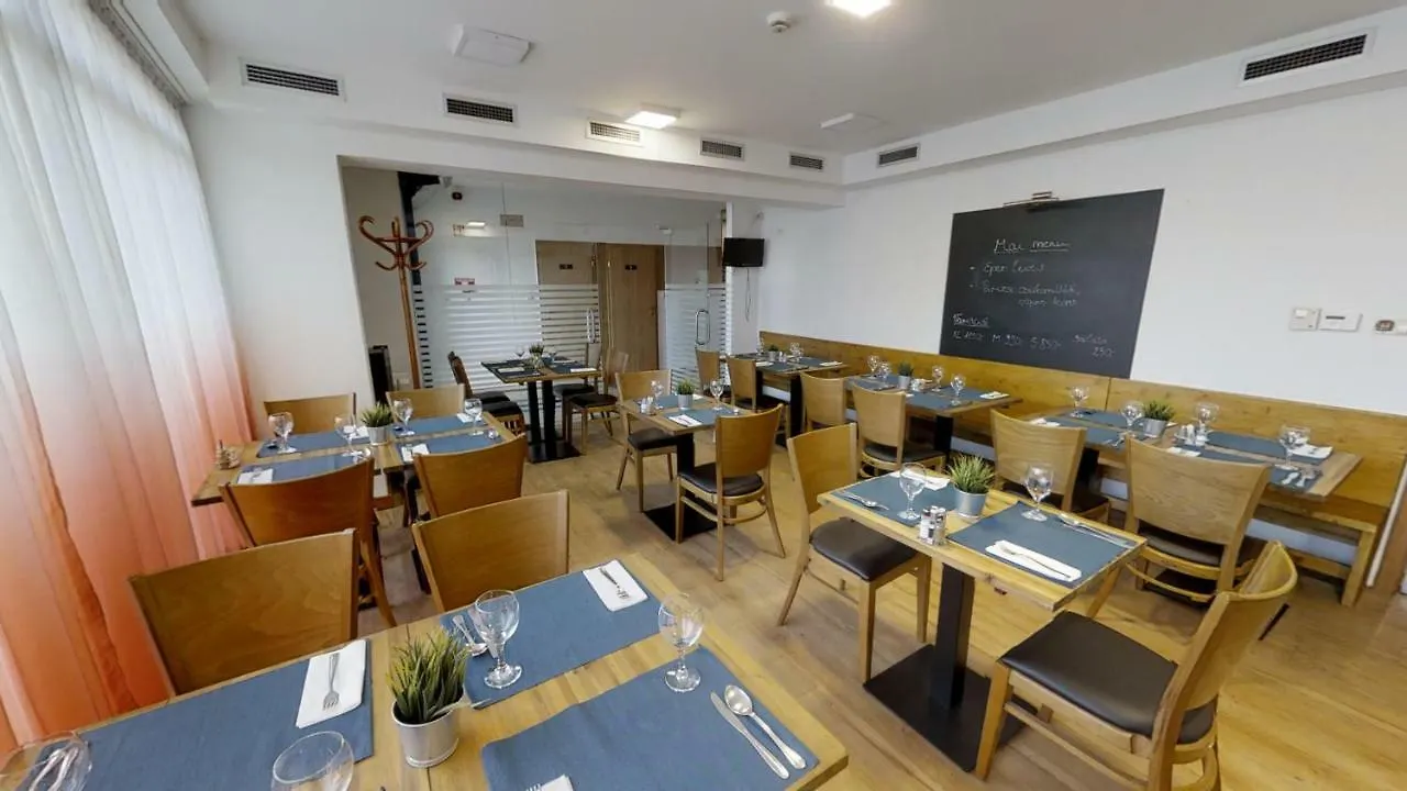 Minerva Panzió Hotel Debrecen